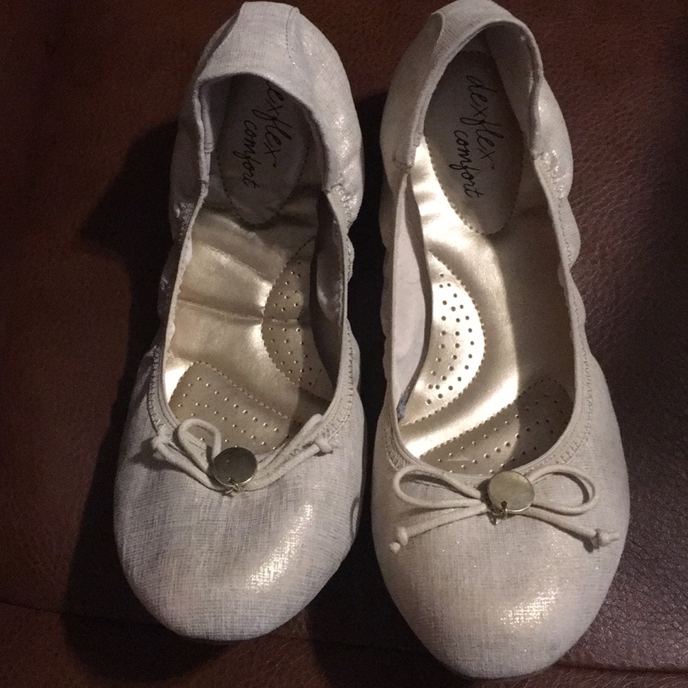Ballet flats